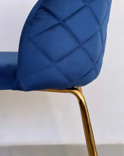 Silla de comedor Bleu Muebles Velvet con estructura color azul