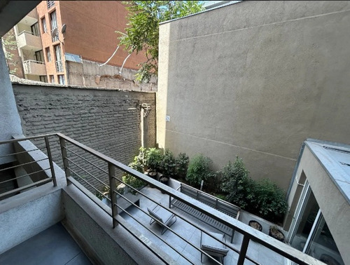 Venta - 1 Dorm. + 1 Baño; Metro Santa Isabel; Lira 570;codjc