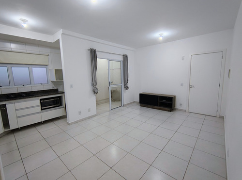 Vendo Apartamento 1 Quarto, Ótima Localização Em São Carlos.