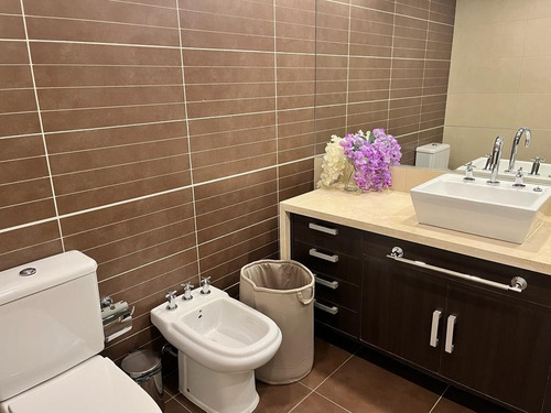 Imagen 15 de 21 de Increíble Apartamento En Edificio Imperiale Para Alquiler Invernal