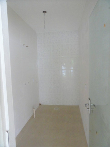Lindo Triplex Geminado Com Acabamento Impecável Possuindo 3 Quartos Sendo 1 Suite, Proximo De Escolas, Mercado, Farmacias E Pronto Para Morar.agende Sua Visita. - 3577700v