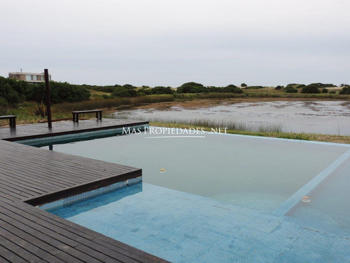 Imagen 2 de 6 de Lote Interno En Barrio Punta Médanos - Pinamar