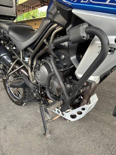 Triumph Tiger 800 Xcx