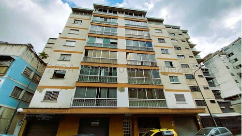 Se Alquila Apartamento En Chacao Caracas, 24-14663
