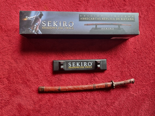 Sekiro Abrecartas Preventa Videojuego Totalmente Original (Usado)