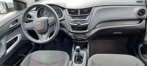 Imagen 10 de 15 de Chevrolet Aveo Std 2019
