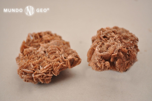 Imagen 3 de 4 de Piedra Rosa Del Desierto Naranja Chica En Bruto