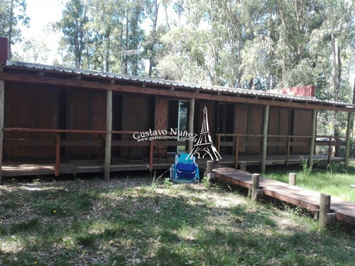 Casa En Bella Vista, 4 Dormitorios *- Ref: 2798