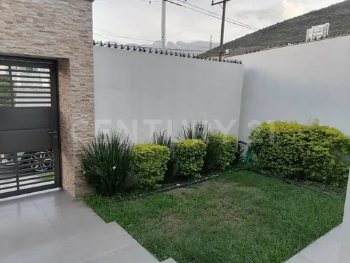 Casa En Venta En Col. Colinas De San Jeronimo En Monterrey, N.l.