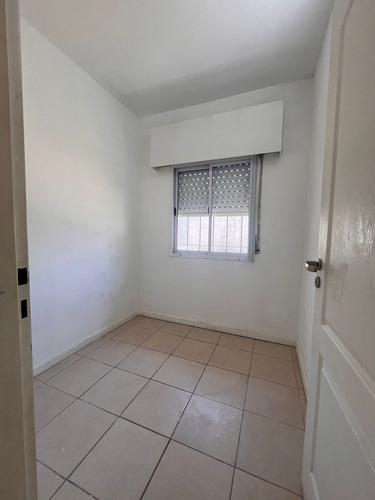 Alquiler Casa Con Amplio Parque Libre!