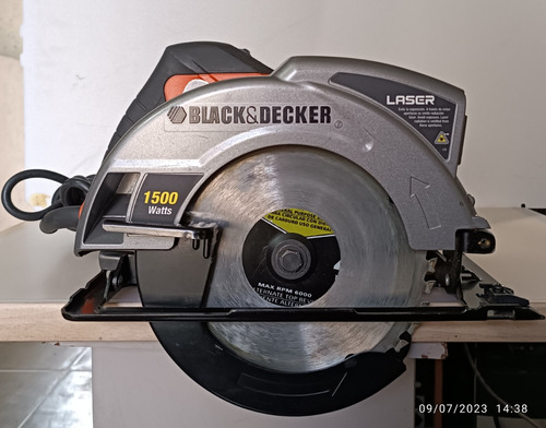 Sierra Black & Decker Modelo Cs1030l Con Guia Laser 