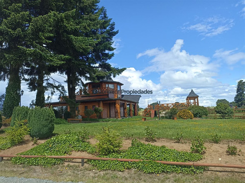 Venta Casa En Condominio De 6 Dorm. En Frutillar