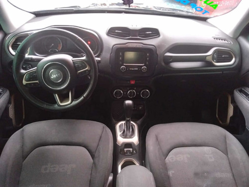 Imagem 6 de 15 de Jeep Renegade 2016 1.8 Longitude Flex Aut. 5p
