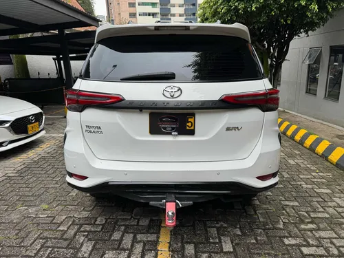 Toyota Fortuner 2.4 Srv 4x2 2019