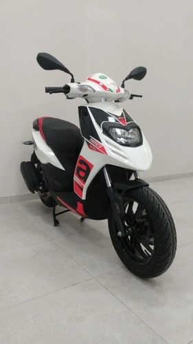 Imagen 3 de 18 de Aprilia Sr 160 50% 12 Cuotas S/ Interés - Palermo Bikes
