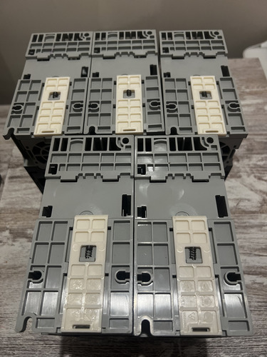 Power Flex 525 25a-d2p3n104 Allen Bradley 1hp (Usado)