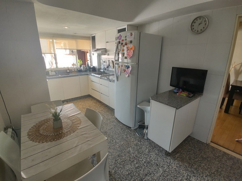 Imagen 7 de 26 de Excelente Piso De Categoría - 130m² + Cochera - Bajas Expensas (av. Directorio 2200)