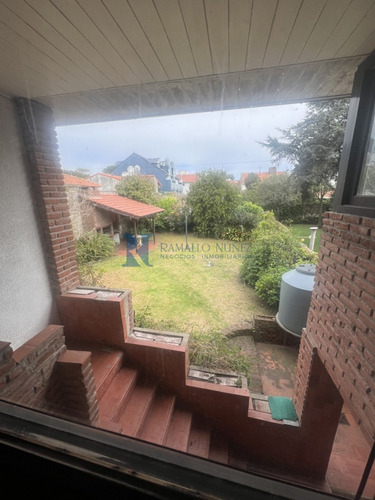 Chalet De 6 Amb. Desarrollado En 3 Niveles - Zona Punta Mogotes