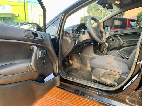 Ford Fiesta S 1.6n 2014