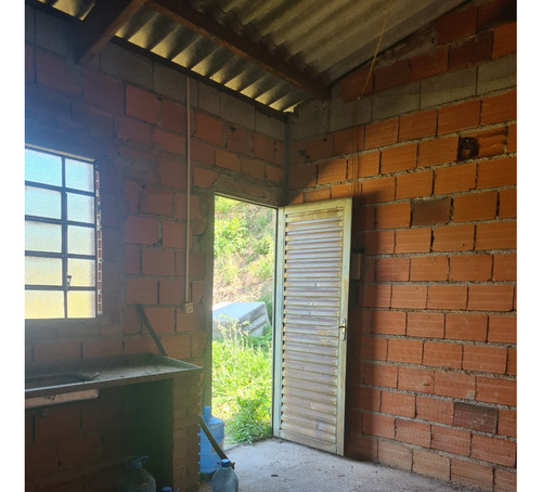 Mairinque Chácara Com 1.100m² Casa 02 Dormitórios