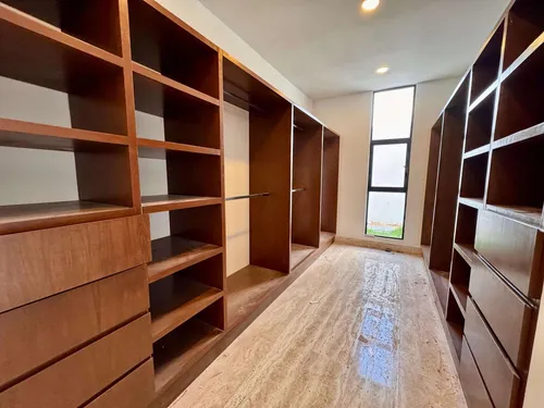 Casa De Una Planta En Privada Al Norte De Mérida