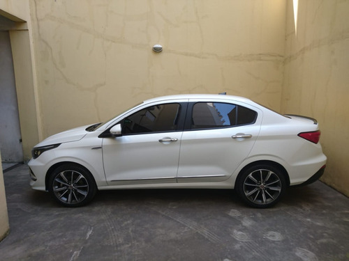 Fiat Cronos 1.8 Precision Pack Premium