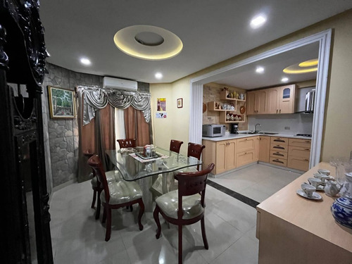 Casa En Venta Residencias Santa Rosa Charallave