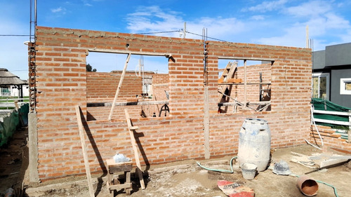 Casa Estilo Chalet- A Construir - Al Mejor Precio De Mercado