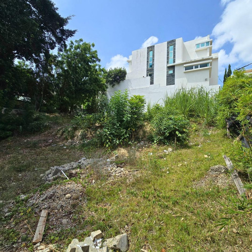 Solar De Venta En Cerros De Gurabo, Santiago, Republica Dominicana