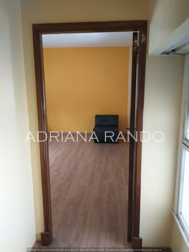 Imagen 2 de 19 de 173 - Importante Estudio Con Recepción Sala De Estar Y Oficinas