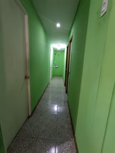 Casa En Venta De 5 Dorm. En Lo Prado