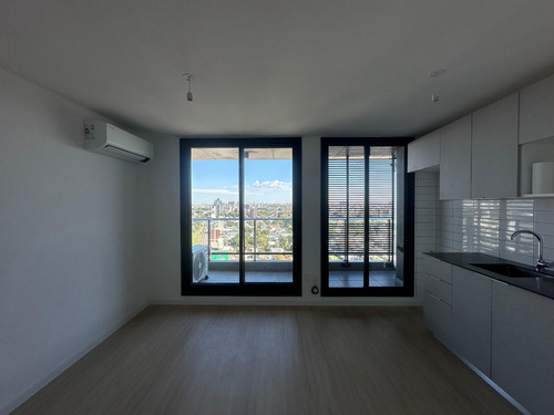 Apartamento En Alquiler De 1 Dormitorio Y Garaje A Estrenar, Malvín