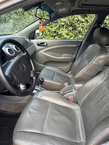 Chevrolet Optra Automático