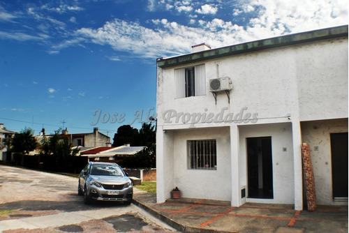 En Venta Impecable Vivienda