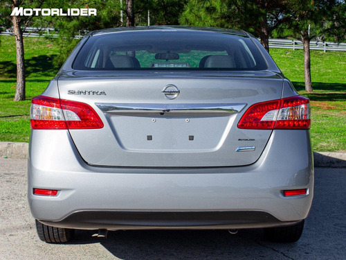 Imagen 4 de 25 de Nissan Sentra 1.8 Exclusive Cvt | Permuta / Financia
