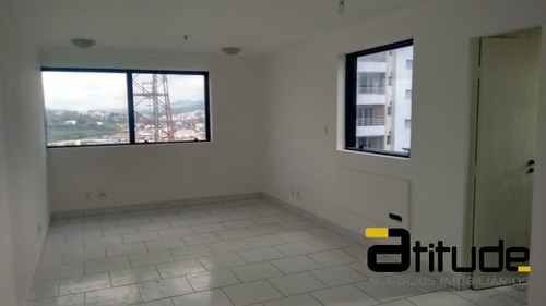 Imagem 1 de 7 de Sala Comercial No Centro De Barueri Com 28m² (ceb) - 2367