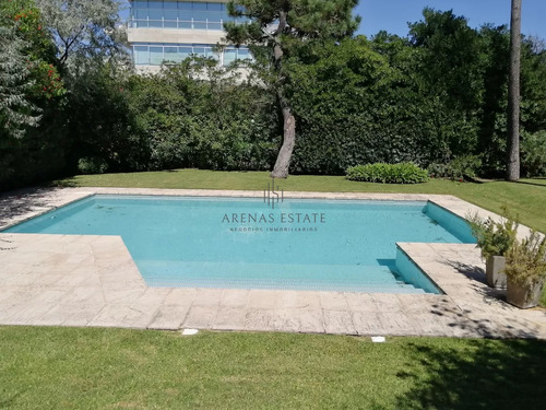 Casa En Venta En Punta Del Este , Zona Golf