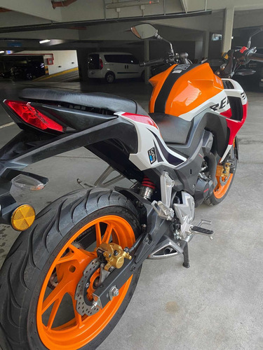 Imagen 5 de 11 de Honda Repsol Cb 190