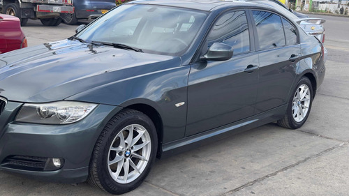 BMW Serie 3 2.0 318i E90 Lci