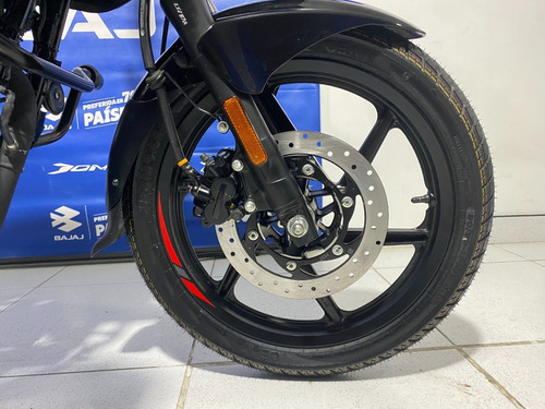 Imagen 11 de 22 de Bajaj Pulsar 180 Fi 2023