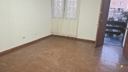 Vendodepto.edificiosin Acensor 2d/1b/1e Manquehe Las Condes