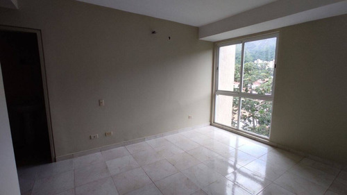 Imagen 14 de 24 de Apartamento En Venta Res. Titanium Suites, Obra Blanca 135 Mtrs. Daniela J.