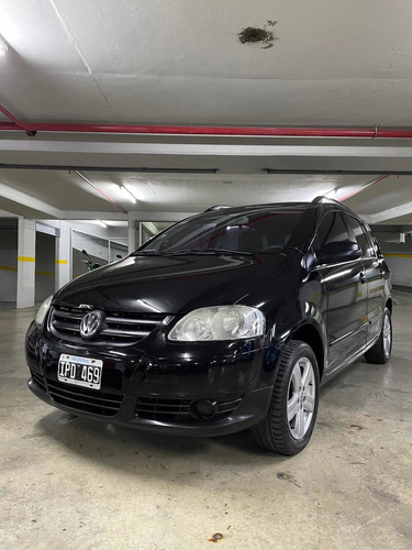 Volkswagen Suran 1.6 I Trendline 90b 2010
