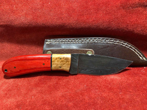 Cuchillo Artesanal Acero De Damasco Cacería Tactico Funda 4