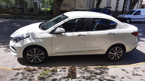 Fiat Cronos 1.8 16v Precision At6
