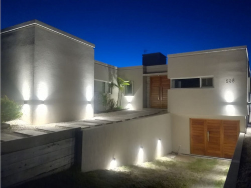 Casa En Venta En Costa Esmeralda - Residencial I 528