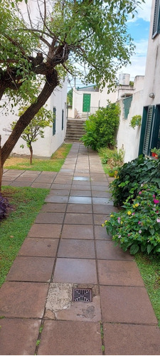 Imagen 8 de 15 de Duplex (p/5-6 Pasajeros) + Pileta + Aire Acond. + Cochera + Quincho + Wifi + Tv. Cable + Zona Residencial ::: Espectacular (consultar Por Otros Dptos Mas Pequeños Y/o Casa)
