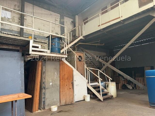 Galpón Comercial En Venta Sarria Mls #25-674 Bm