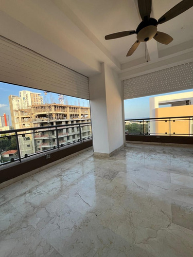 Vendo Apto En Cacicazgos, Uno Por Piso, 301 Metros.