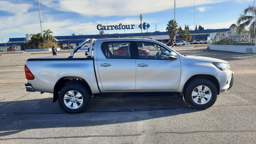 Imagen 1 de 14 de Toyota Hilux
